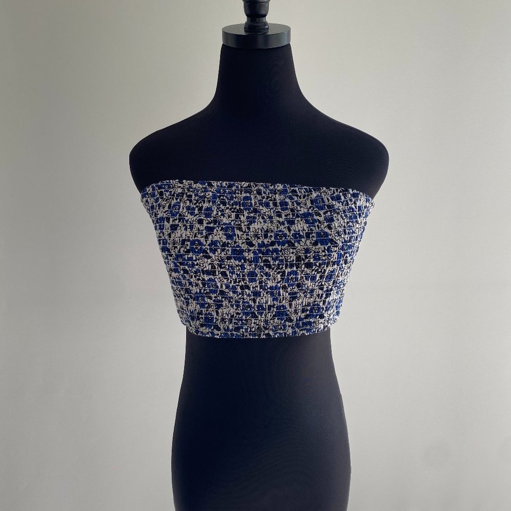 Urban Outfitters Cropped Strapless Blue Top size medium